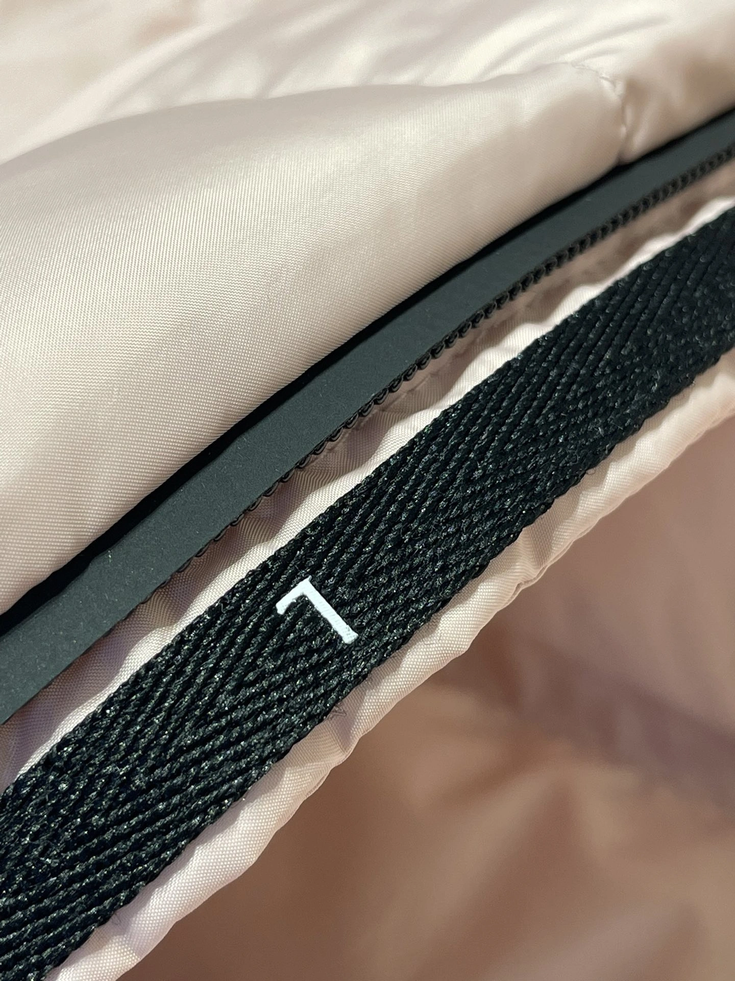 wg.luxury-- 7o9385r Down jacket goose down 3colour item:E-F409J2224-3H